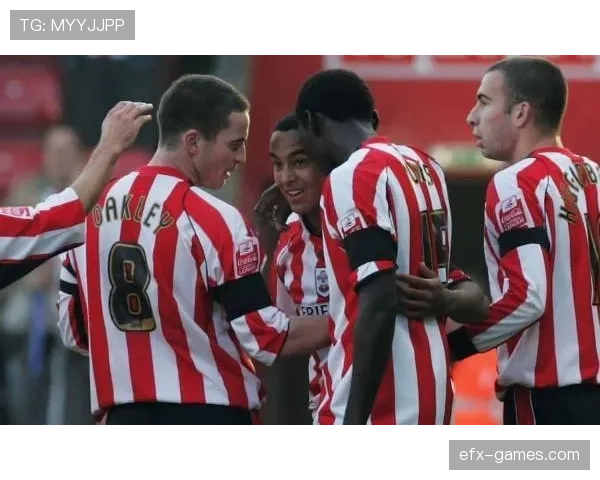 萨拉赫无球跑动与反击能力解析：速度优势如何最大化