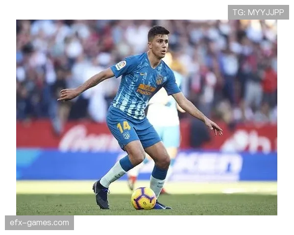 罗德里数据不显眼的战术角色与中场结构解析 罗德里数据不显眼的战术角色与中场结构解析